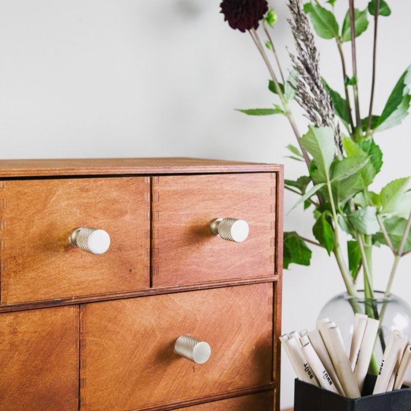 Brût Homeware Meubelknop | Knurled | Smal | Messing