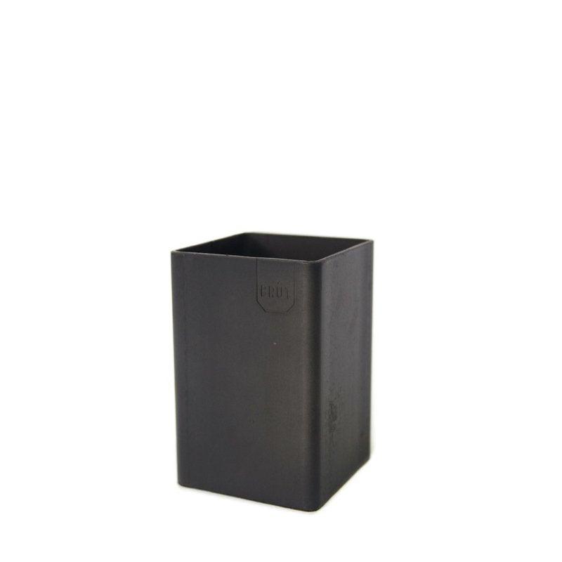 Brût | Homeware | Bakje M | Staal | Zwart